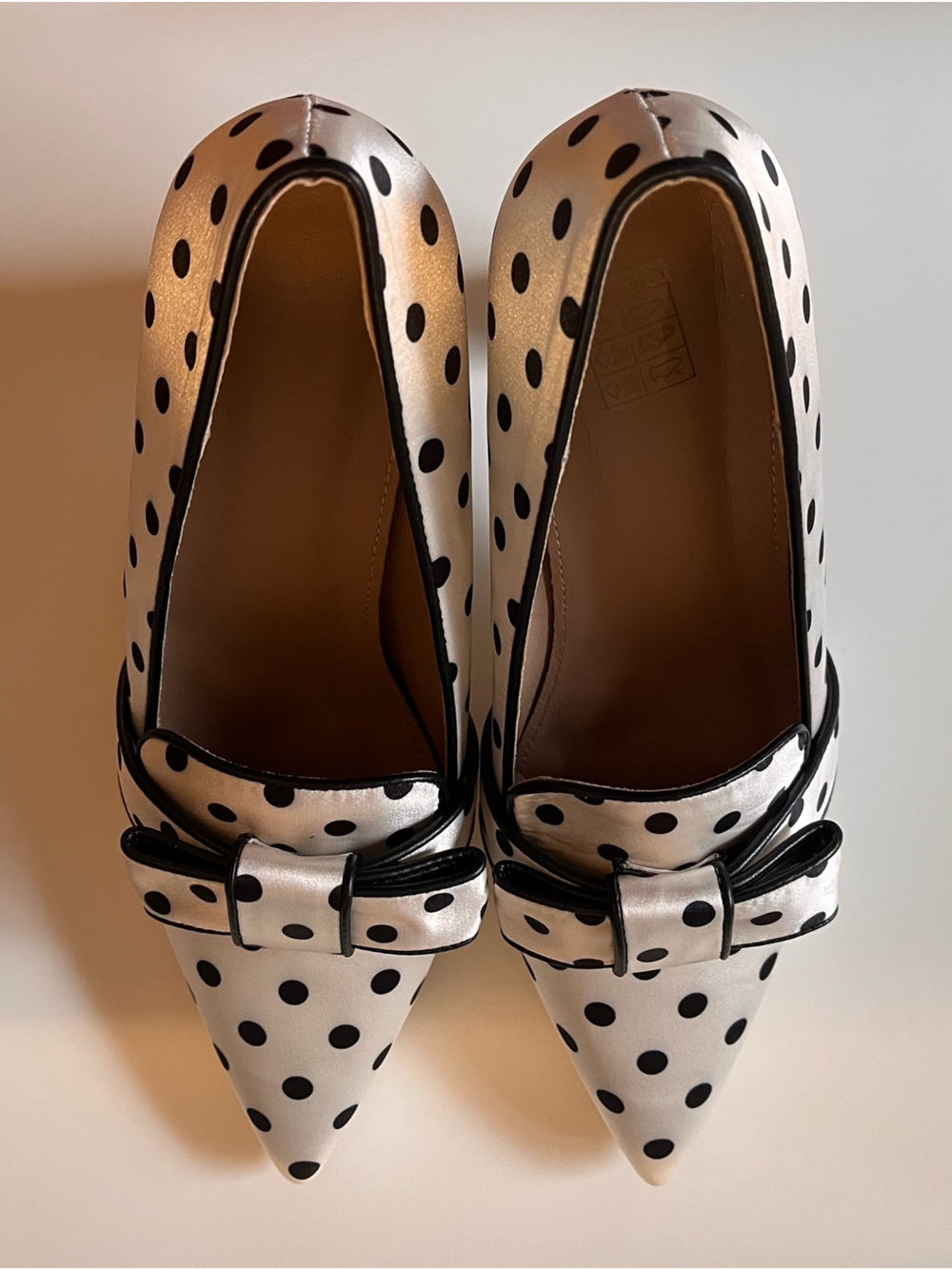 Polka Dot Pointed Toe Shoes - Black & White